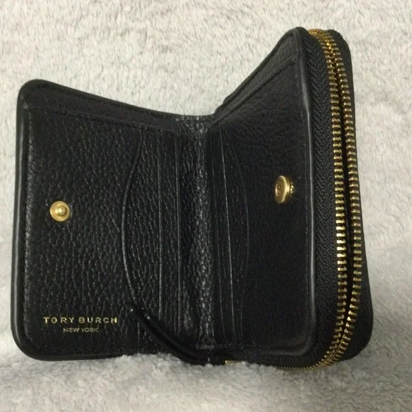 Tory Burch Black Leather Wallet - Picture 6 of 11